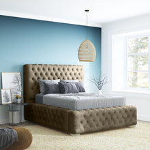 Load image into Gallery viewer, Biscuit Boutique Velvet Nuvol Bed