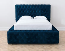 Load image into Gallery viewer, Cobalt Boutique Velvet Nuvol Bed