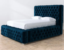 Load image into Gallery viewer, Cobalt Boutique Velvet Nuvol Bed